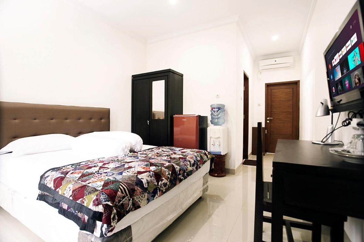 Andelis Homestay Yogyakarta Exterior foto